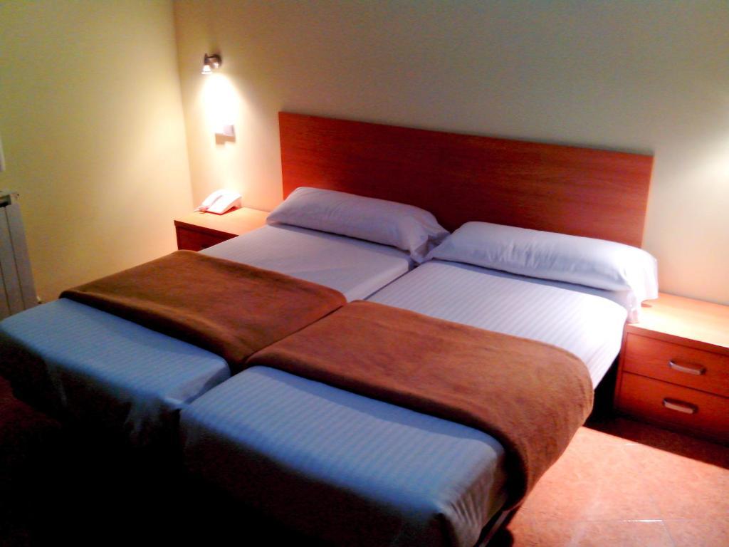Hotel Rc Ramon Y Cajal Куэнка Номер фото