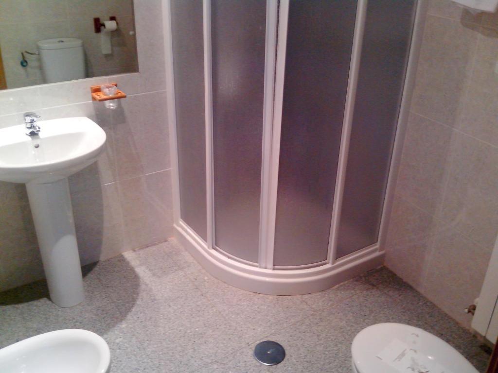 Hotel Rc Ramon Y Cajal Куэнка Номер фото