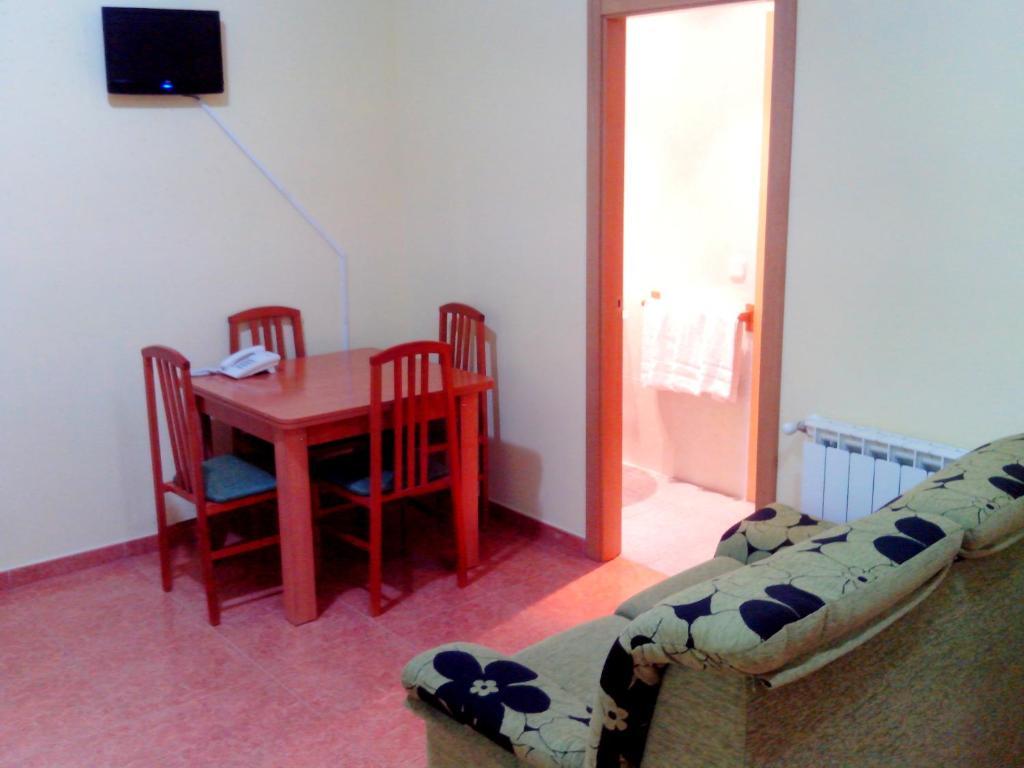 Hotel Rc Ramon Y Cajal Куэнка Номер фото