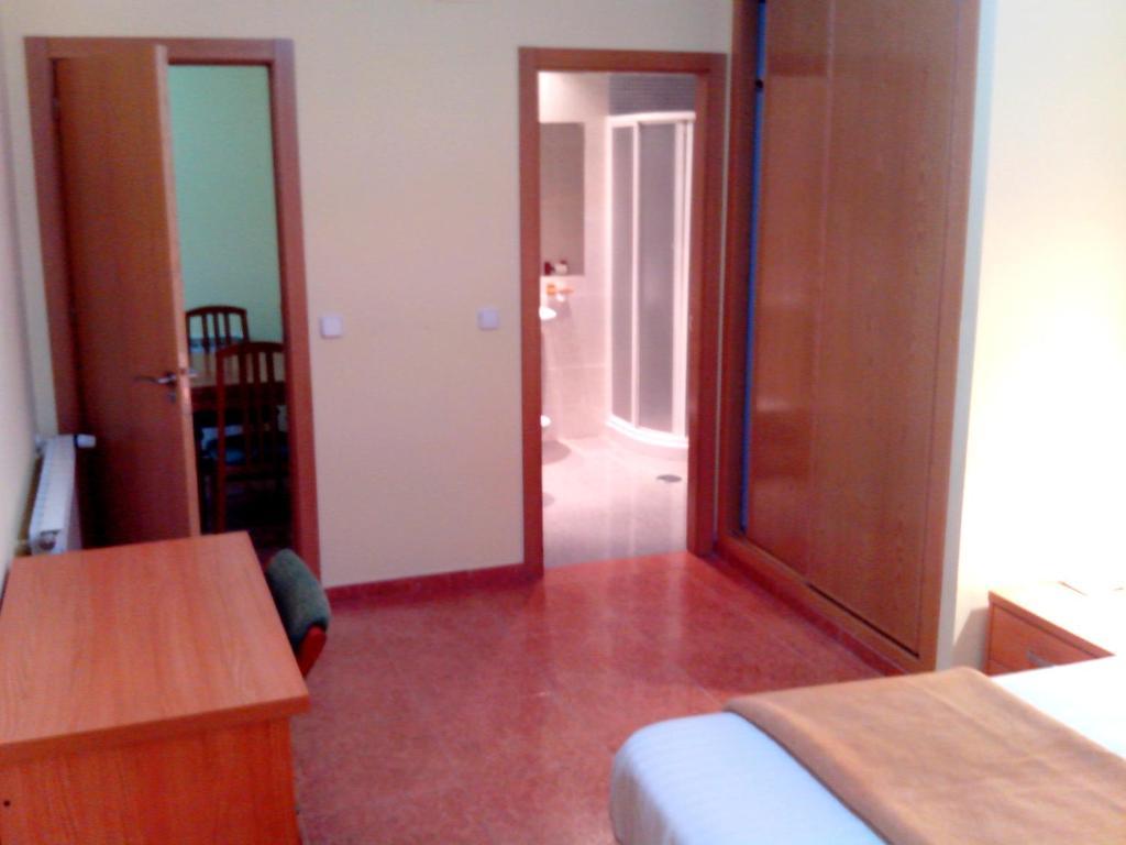 Hotel Rc Ramon Y Cajal Куэнка Номер фото